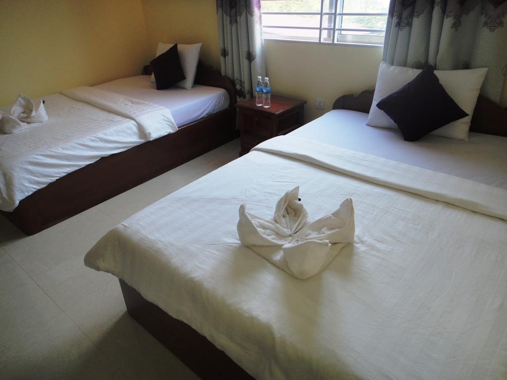 Khemra I Guesthouse Kampot Zimmer foto