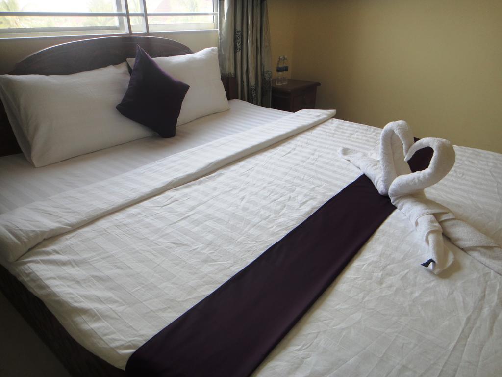 Khemra I Guesthouse Kampot Zimmer foto