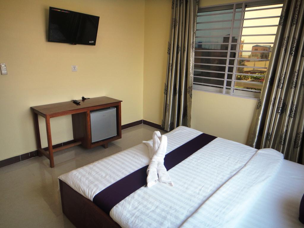 Khemra I Guesthouse Kampot Zimmer foto